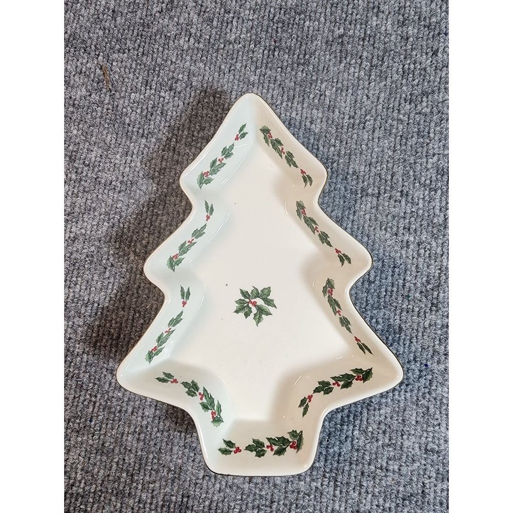 Formalities by Baum Brothers Ceramic Holly Christmas Tree Dish Gold Trim Holly